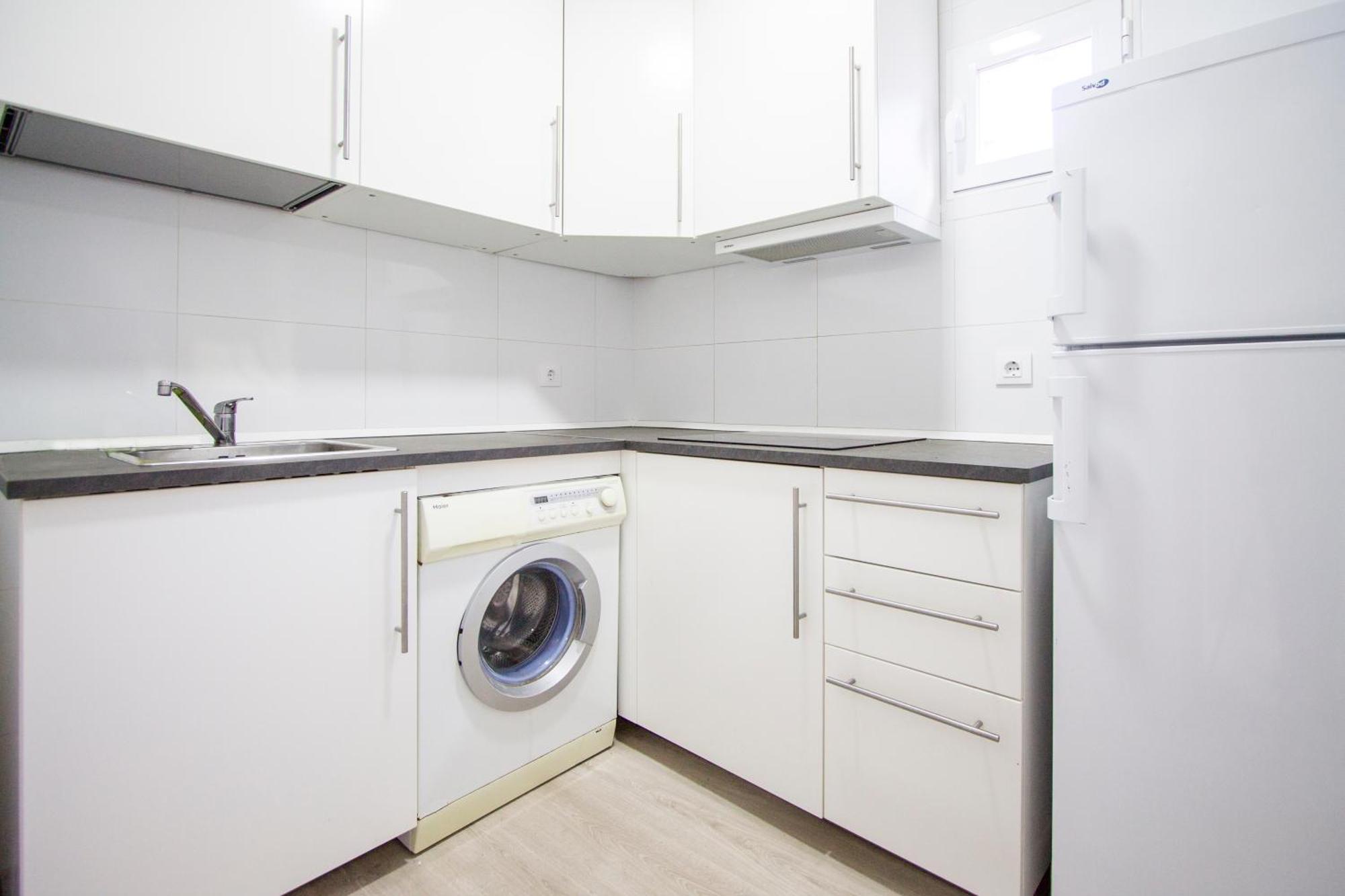מדריד Apartamentos Tetuan Sandino מראה חיצוני תמונה