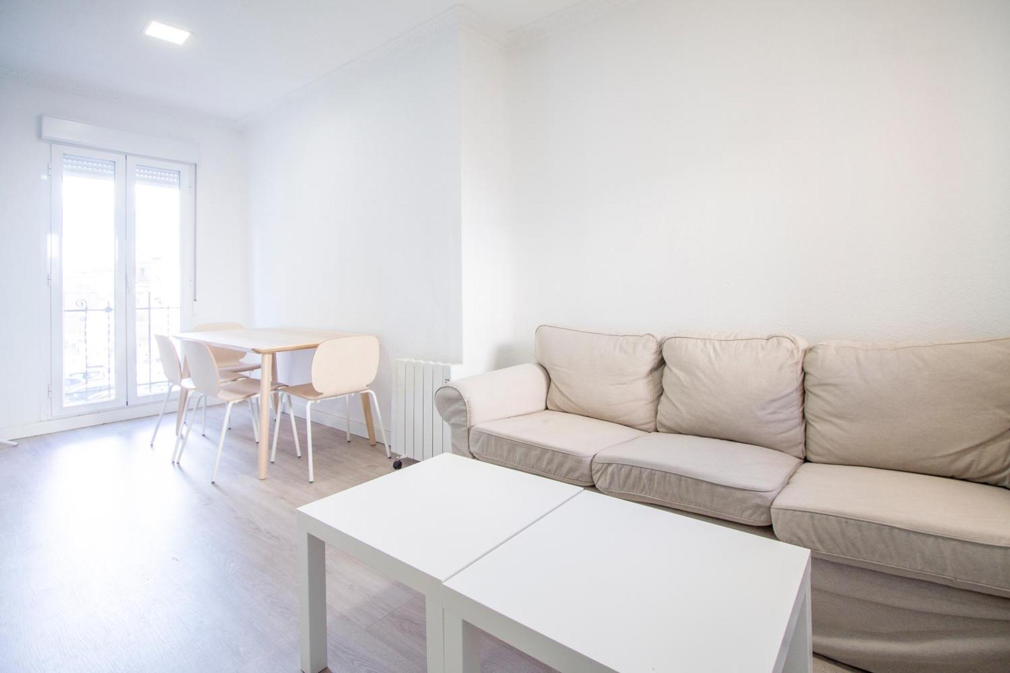 מדריד Apartamentos Tetuan Sandino מראה חיצוני תמונה